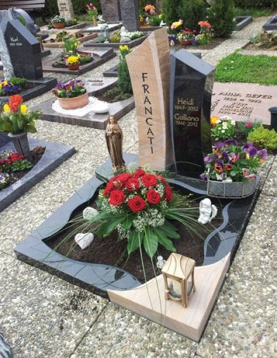 Grabsteine für Urnengräber von MAURER